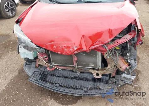 2017 Toyota Corolla Le z USA, uszkodzony, nr VIN 5YFBURHE7HP708751